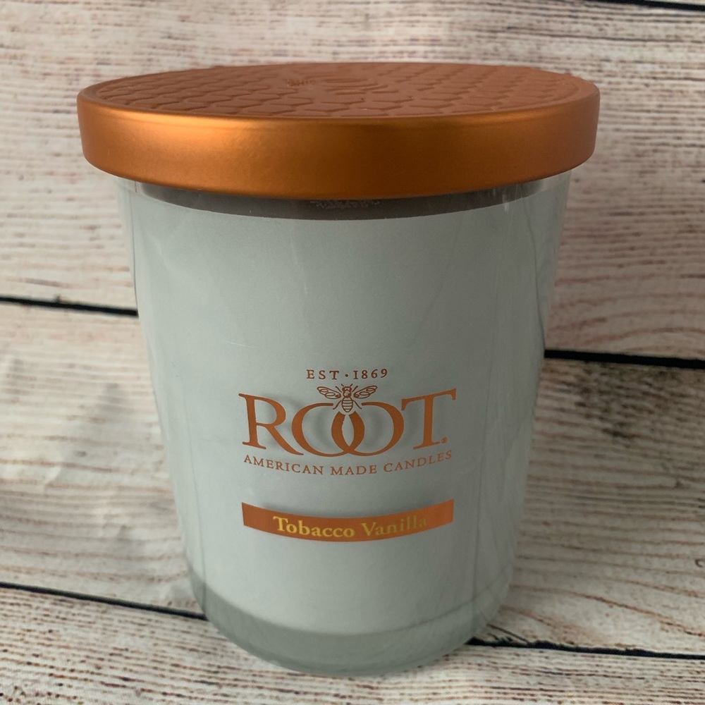 Root Tobacco Vanilla Candle New